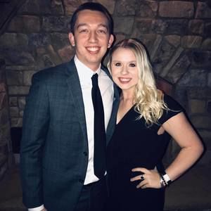 Meet your Posher, Caitlin